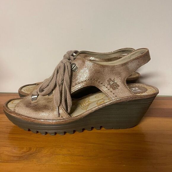 FLY London YLFA742 Cool Luna Open-toe Wedge Sandals Laces Rose Gold - Picture 1 of 8